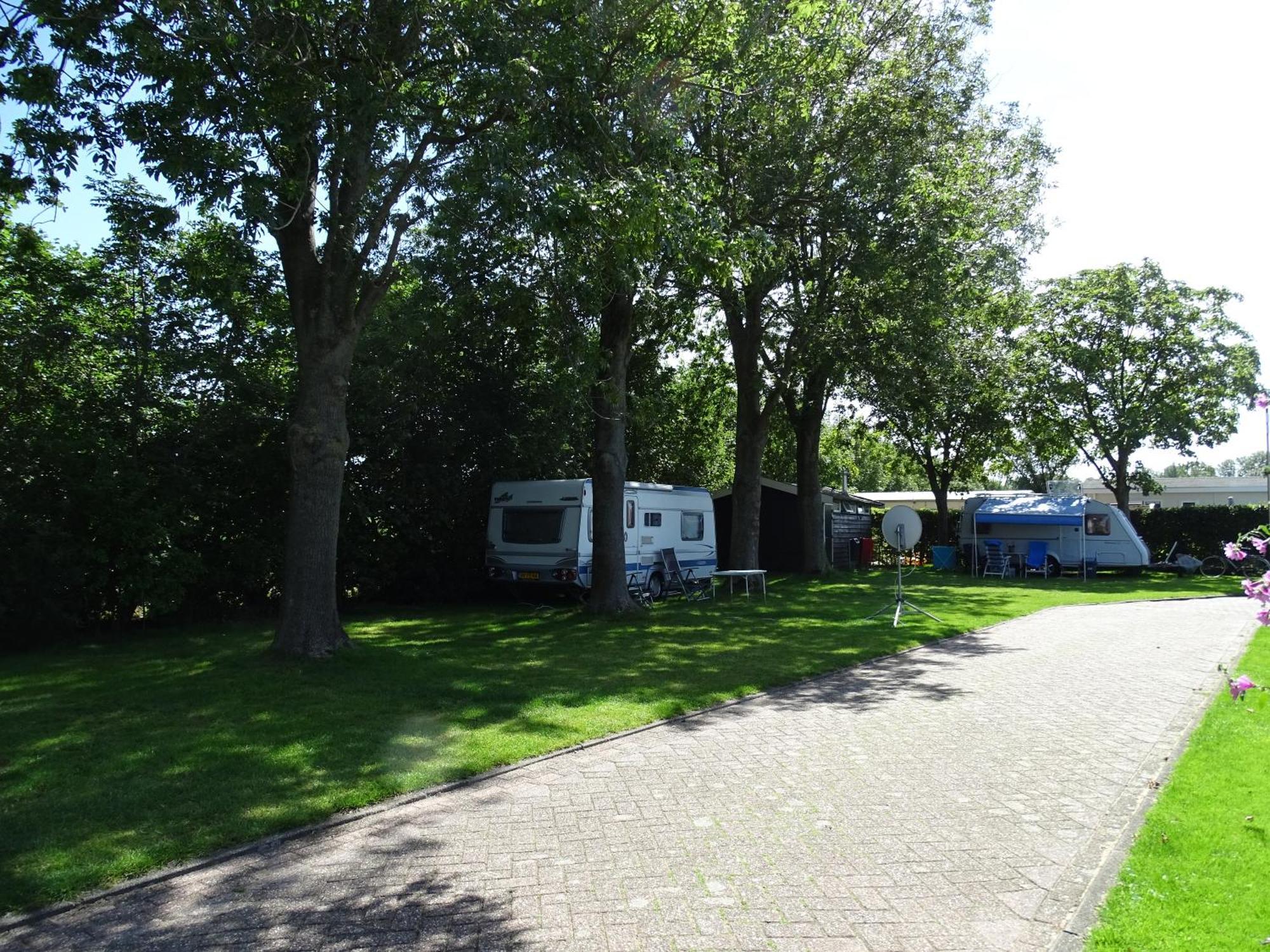 Hotel Camping De Hof Van Eeden Warmond Exterior foto